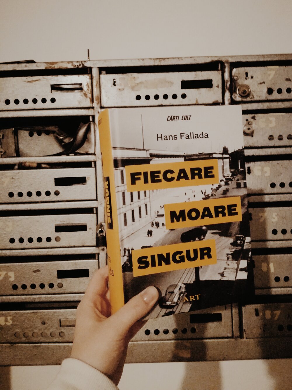 Fiecare moare singur, Hans Fallada, Editura ART