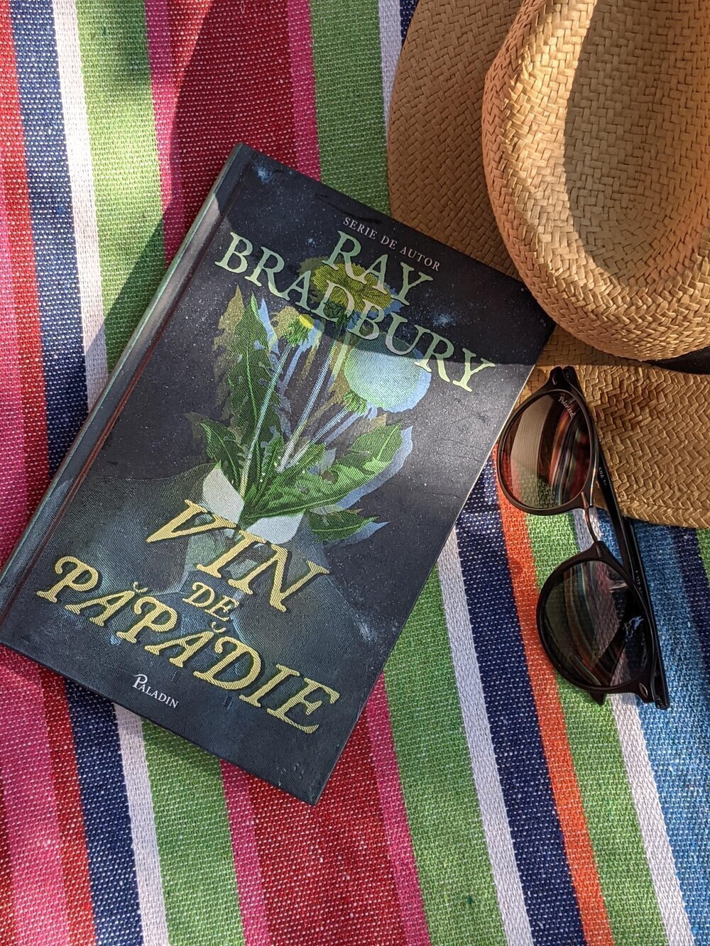 Vin de papadie, Ray Bradbury, Editura Paladin